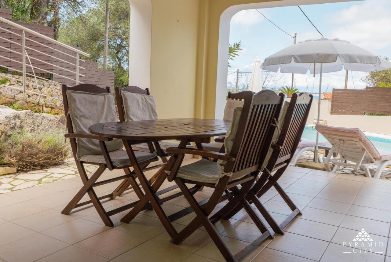 Villa Poseidon Agios Spyridon  Exteriör bild